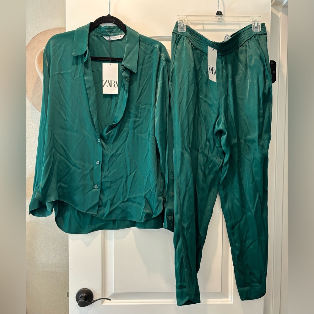 Zara matching emerald green set